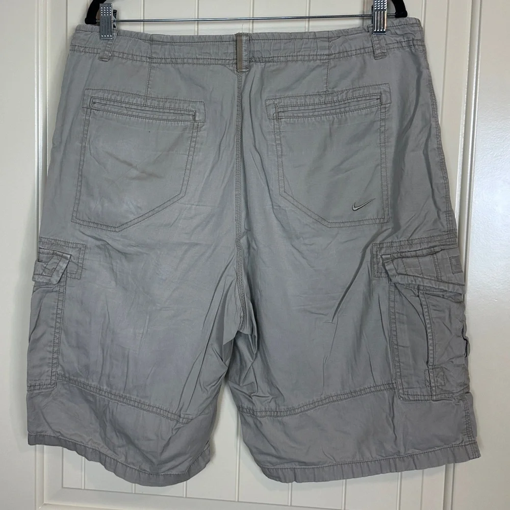Nike Men's Cargo Shorts Cotton Hiking Skate '90s Y2K Size‎ XL